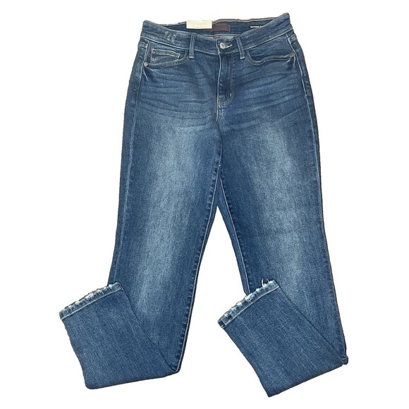 JUDY BLUE Boyfriend Fit Mid Rise Jeans Stretch Distressed Hem 5/27 (28x32) NWT - Picture 1 of 7